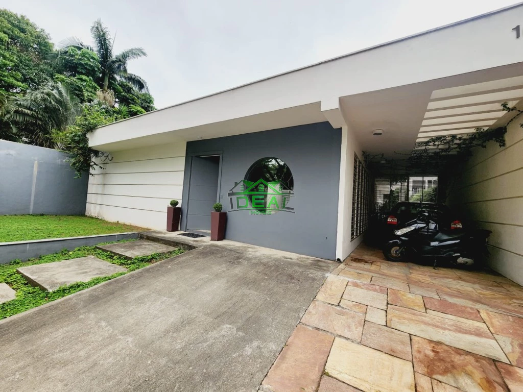 Casa Térrea para Venda no Alto da Lapa, bem localizada e rua arborizada Imagens do imóveis Casa Térrea para Venda no Alto da Lapa, bem localizada e rua arborizada