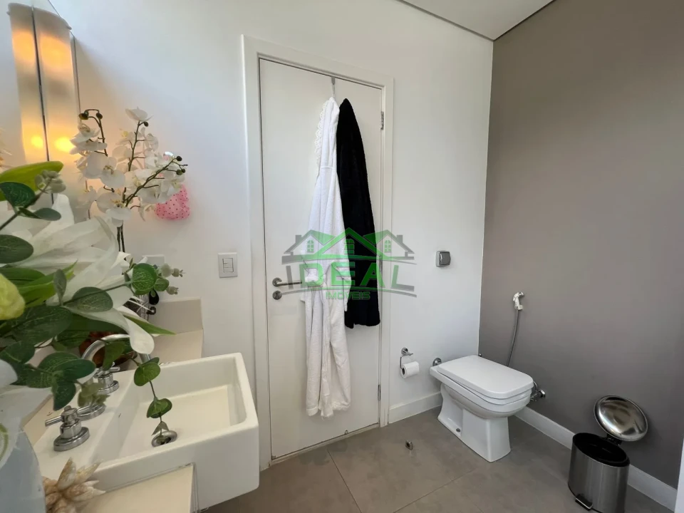 Imagens do imóveis Excelente Sobrado a Venda no Coração da City Lapa, 4Dormitórios sendo 2 suítes, 6 vagas