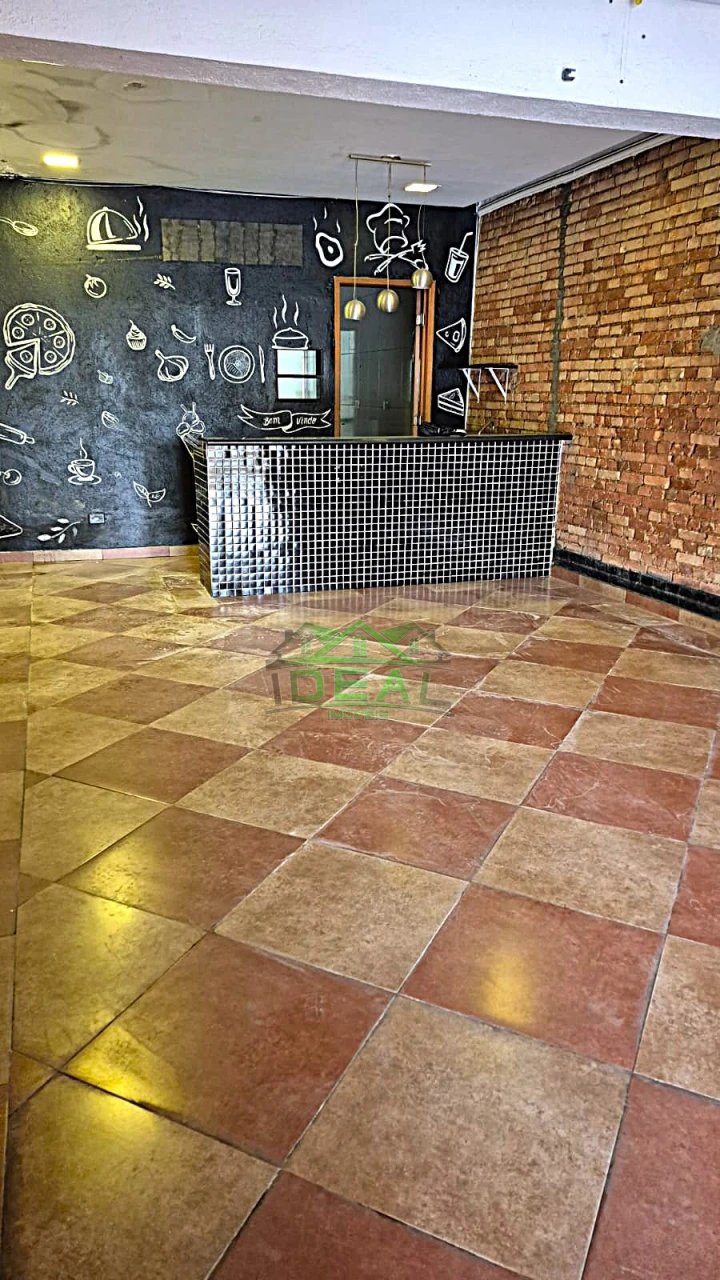 Salão Comercial para Restaurante, Cabelereiro, para Locação em Alto Pinheiros, 225m²