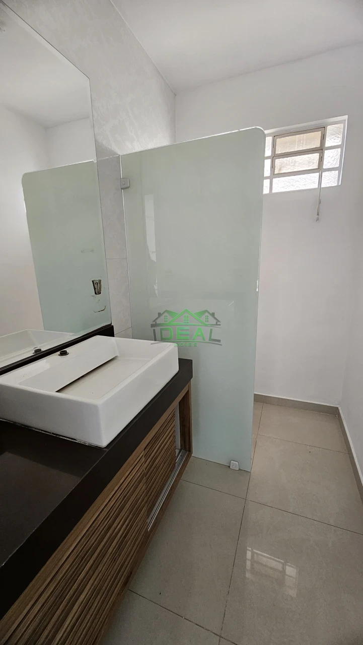 Imagens do imóveis Casa Sobrado Residencial e Comercial para Venda no bairro Alto da Lapa, 5 dorms e 2 vagas