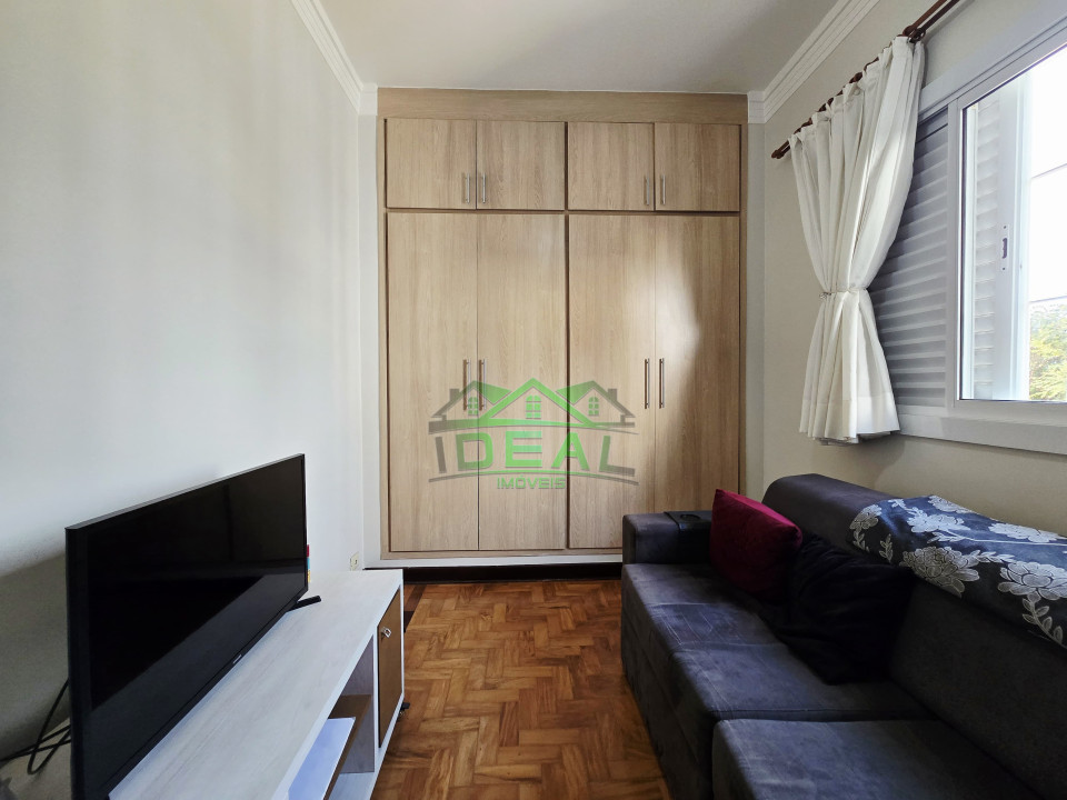 Imagens do imóveis Casa Térrea para Venda na Lapa, 4 dorm(s), 2 suite(s), 7 vaga(s), 500 m²AC e 710AT