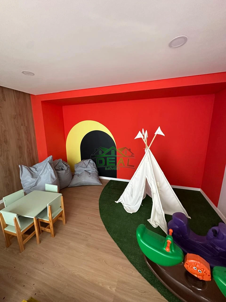 Apartamento Novo para Compra na Vila Romana, Varanda Gourmet, 2 Dorms, 1 Suíte e 1 Vaga