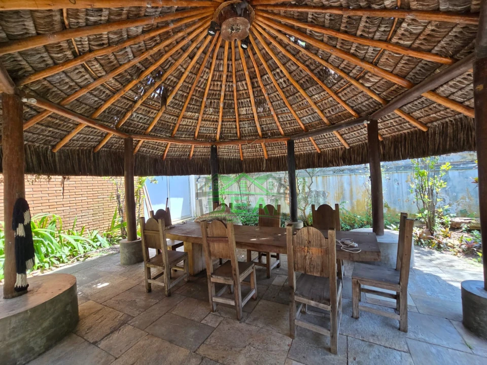 Casa para Venda no Boaçava, 1150m², Piscina e Churrasqueira