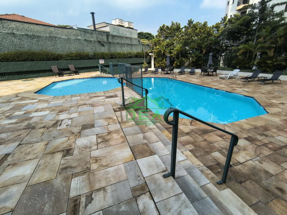 Apartamento a venda. Excelente localização. 3 Dormitórios sendo 1 suíte, 2 vagas