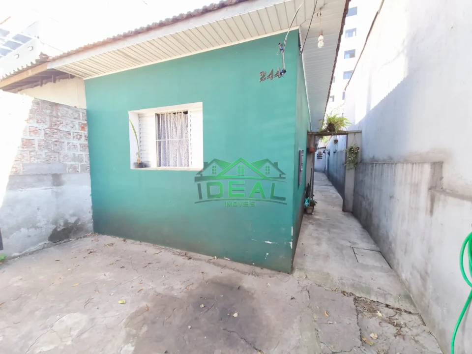 Casa Térrea a venda zoneamento misto
