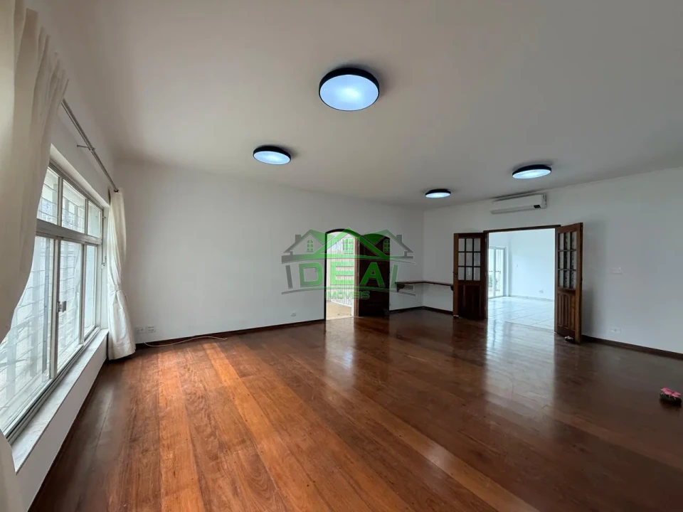 Imagens do imóveis Casa Térrea para Locação no Alto da Lapa, Rua Tranquila e Arborizada