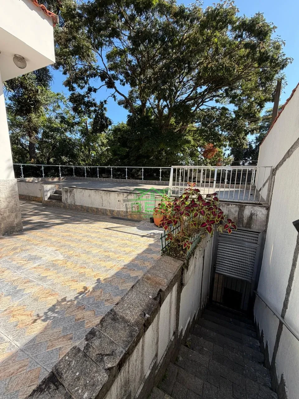 Imagens do imóveis 2 Casas para Venda na Lapa, 500m² terreno, 12 Frente