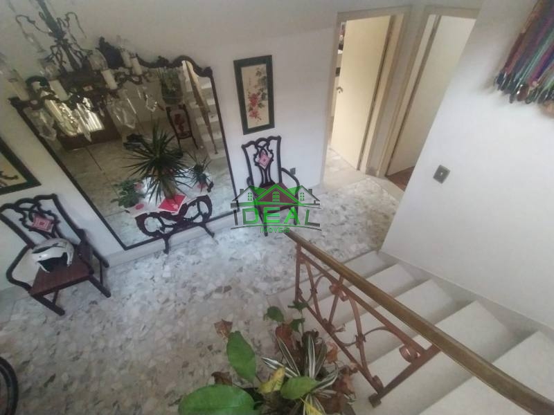 Casa (Sobrado) para Venda, 3 dorm(s), 1 suite(s), 6 vaga(s), 290 m²