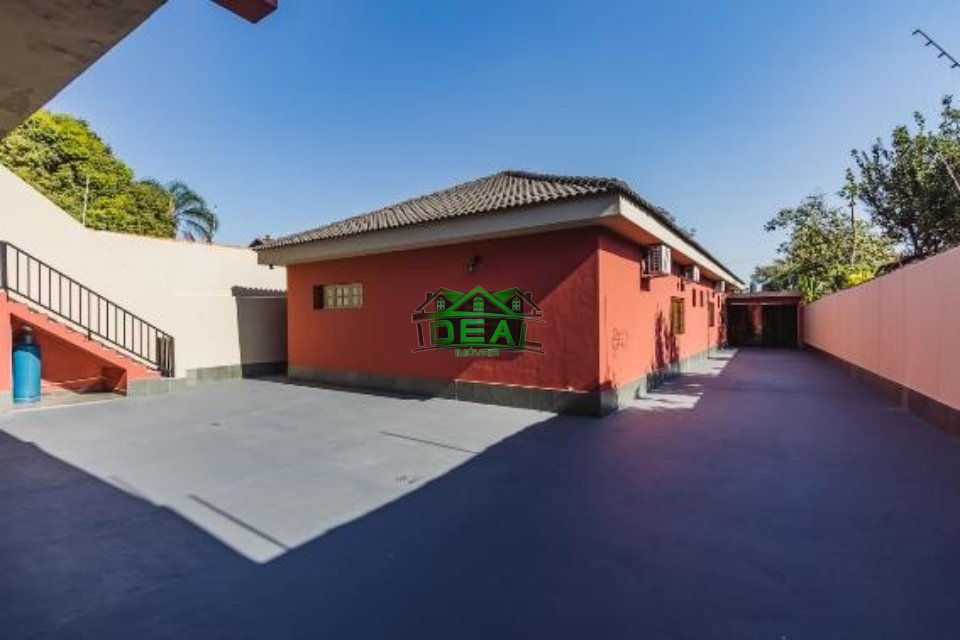 Casa térrea com 3 domitórios , 3 suíte, 5 vagas, 340 m, 627 m Imagens do imóveis Casa térrea com 3 domitórios , 3 suíte, 5 vagas, 340 m, 627 m