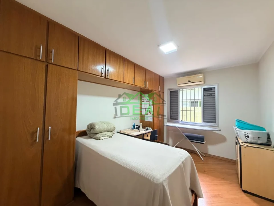 Casa para Venda no Jaguaré, 3 Dormitórios sendo 1 Suíte e 4 Vagas