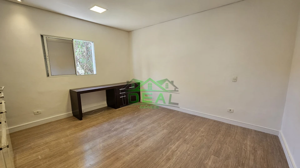 Casa Térrea para Locação no Alto da Lapa, 3 dorms, 1 suite, 5 vagas, 270 m²
