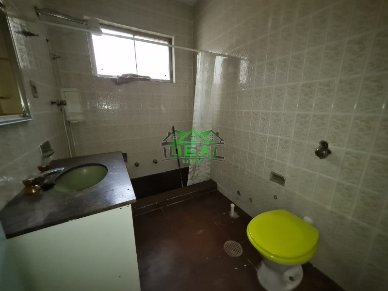 Casa Térrea para Venda no Alto da Lapa, 3 dorm(s), 1 suite(s), 10 vaga(s), 223 m²AC e 360AT