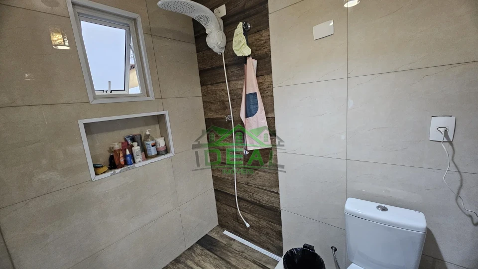 Imagens do imóveis Venda Casa Térrea no Alto da Lapa, 3 suítes, 3 vagas, 386m²