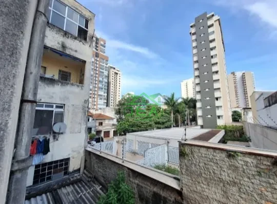 Apartamento Completo na Água Branca, 2 Dormitórios, Banheiro e Área de Serviço