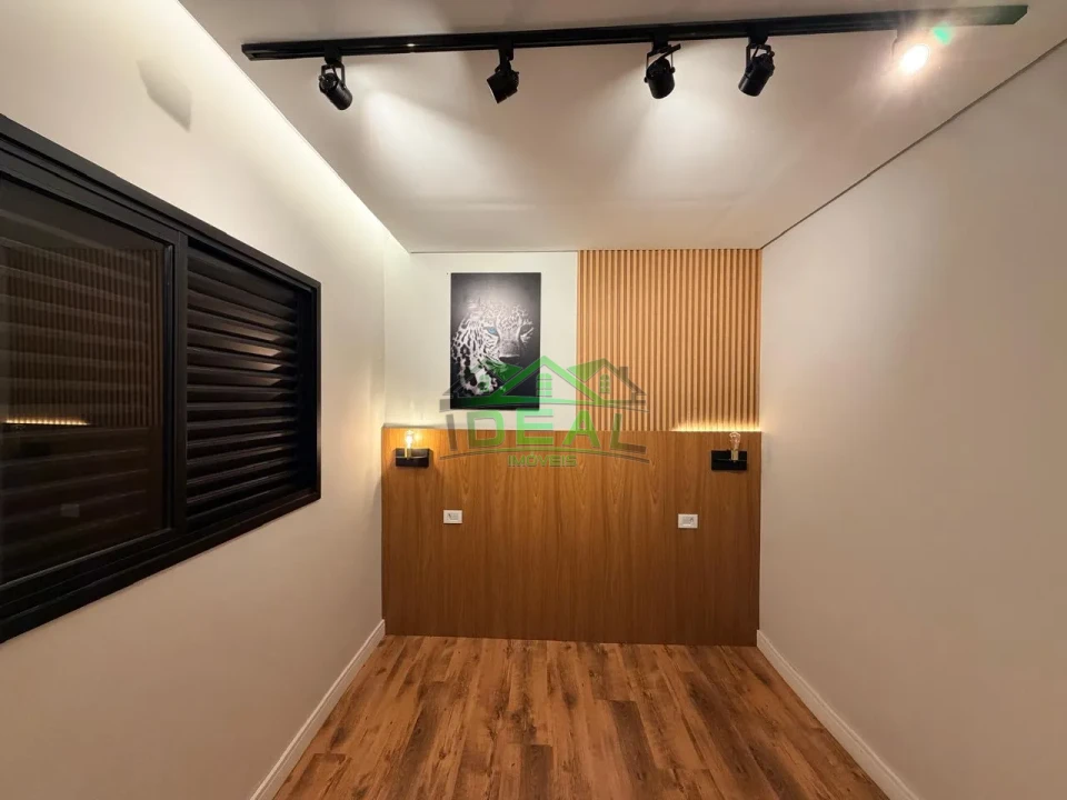 Sobrado Triplex com Pé-Direito Alto, Escritório e Terraço Gourmet no Alto da Lapa