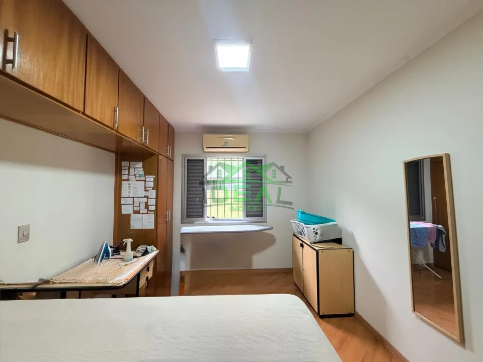 Casa para Venda no Jaguaré, 3 Dormitórios sendo 1 Suíte e 4 Vagas