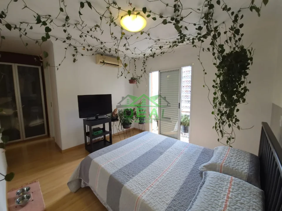Apartamento a venda com 3 dormitórios , sendo 2 suítes, 3 vagas