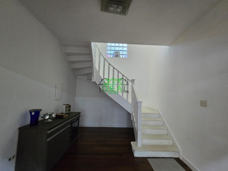 Sobrado para Venda no Alto da Lapa, 4 dorm(s), 2 suite(s), 4 vaga(s), 463 m², Reformada!