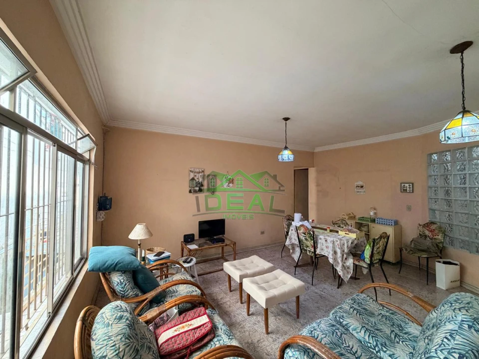 Casa para Venda no Parque da Lapa, 3 Doms, 3 Banheiros e 3 Vagas