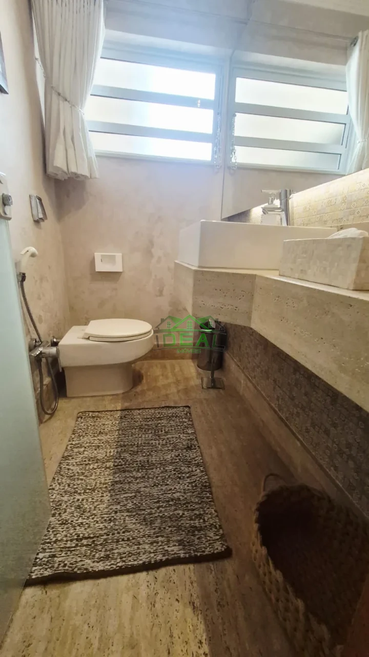 Imagens do imóveis Linda Casa com 4 suítes,6 vagas de garagem . Lazer completo