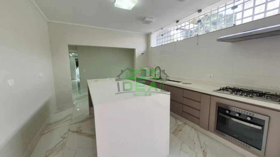 Imagens do imóveis Excelente Casa Térrea , Totalmente Reformada, 3 Suítes,4 vagas