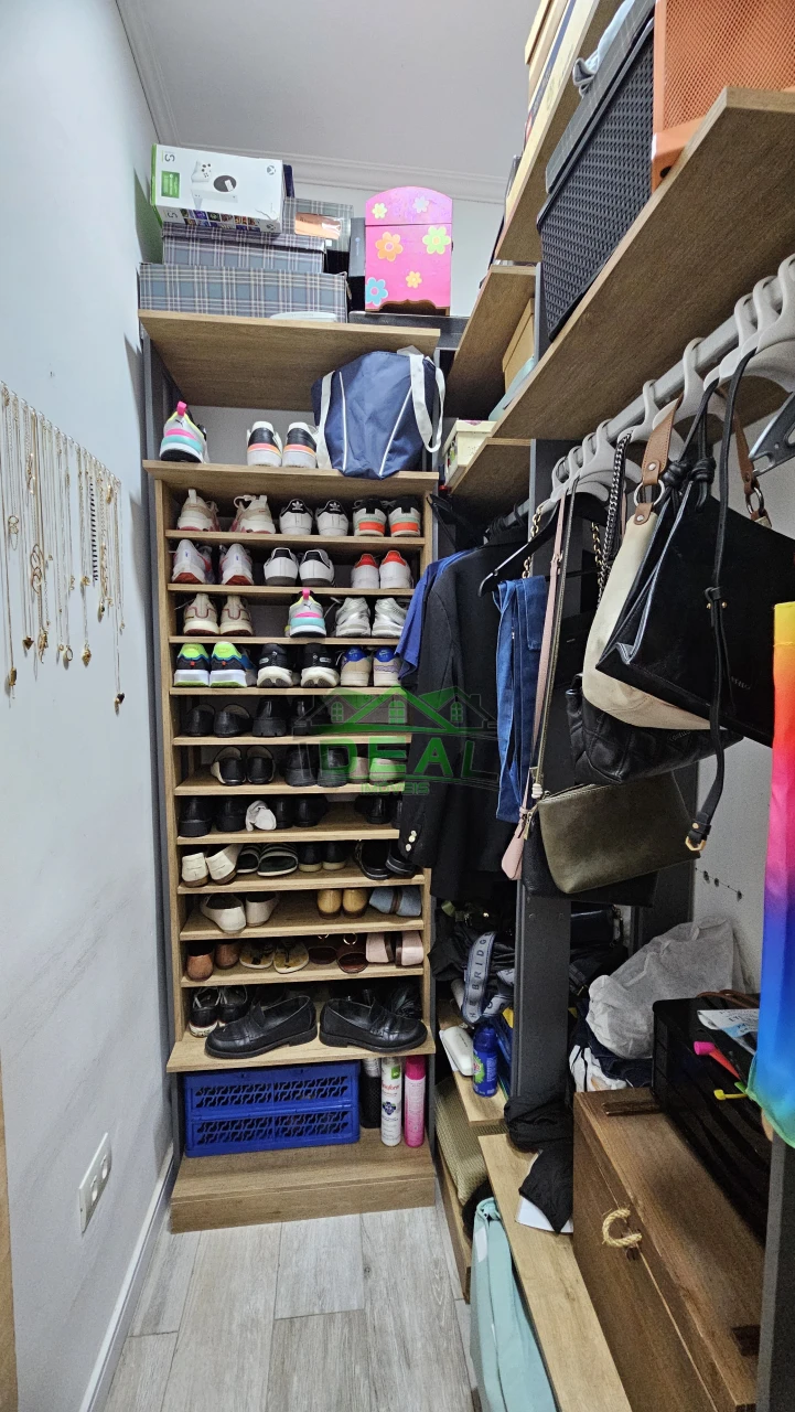 Imagens do imóveis Venda Casa Térrea no Alto da Lapa, 3 suítes, 3 vagas, 386m²