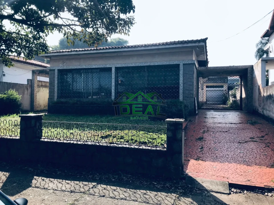 Casa Térrea à Venda para Reforma em Localização Privilegiada | 650 m²