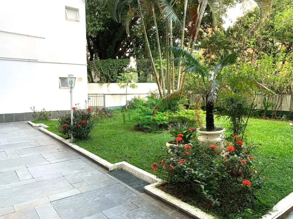 Apartamento para Venda no Alto da Lapa, Rua Tranquila e Arborizada