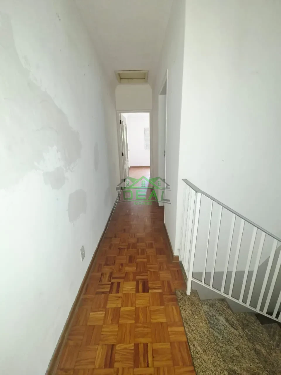 Sobrado para locação , 3 dormitórios sendo 1 Suíte, 2 vagas