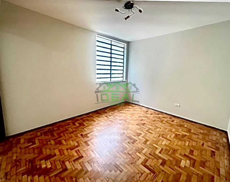 Sobrado para Locação ou Venda na Vila Mariana | 3 dormitórios sendo 1 suíte, 3 vagas