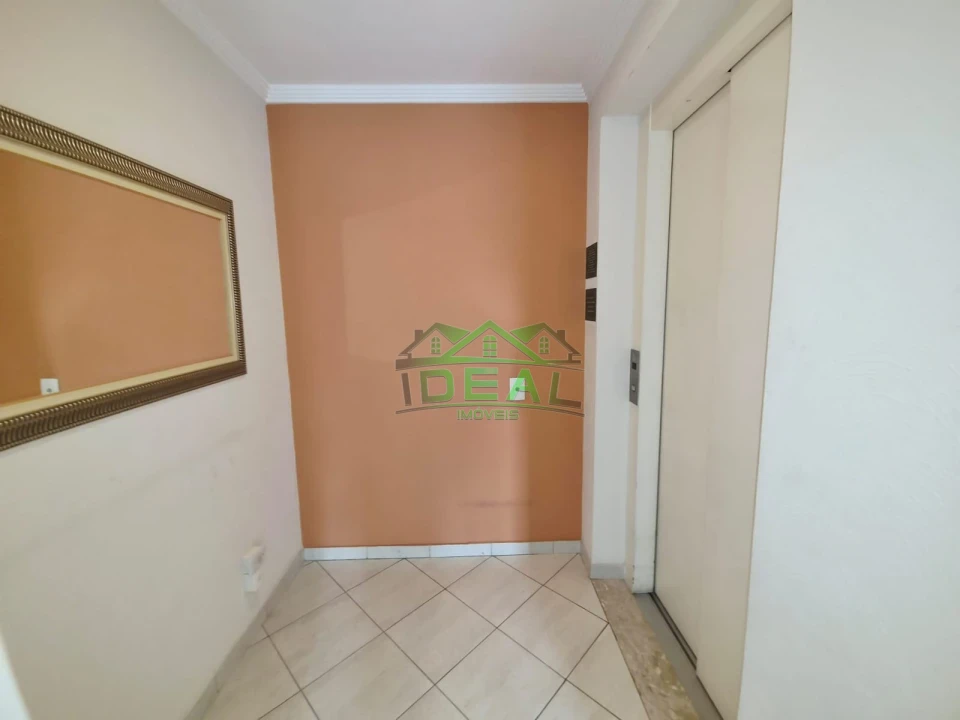 Apartamento a venda com 3 Suítes, armários embutidos, 3 vagas de garagem