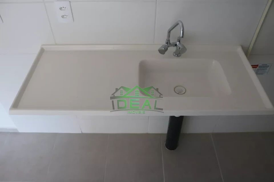 Apartamento para Alugar com 55m², 2 quartos e sem vaga