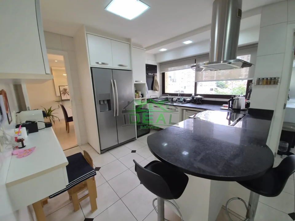 Imagens do imóveis Apartamento Duplex a venda, 3 suítes, 4 vagas de garagem