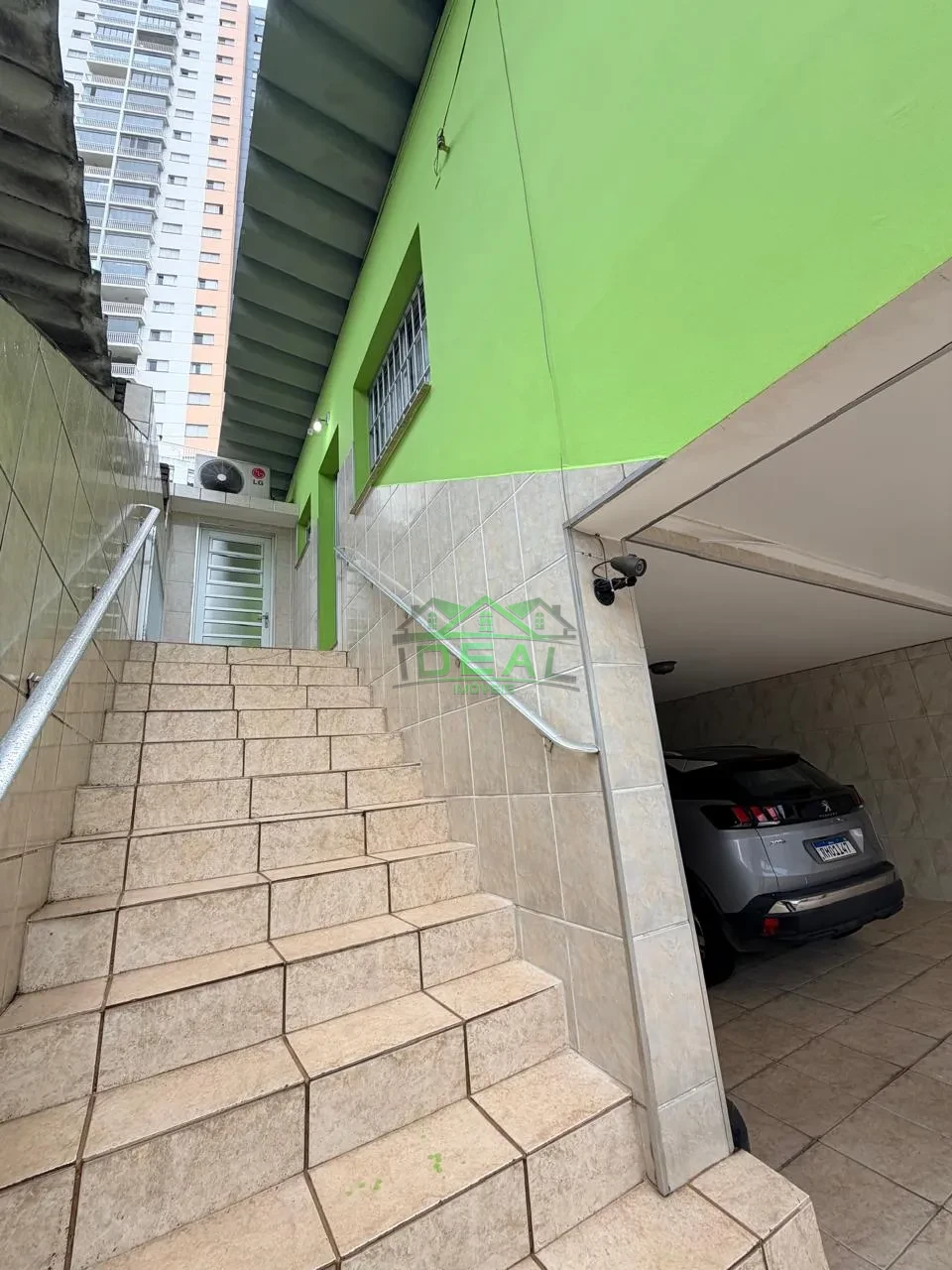 Casa para Venda no Jaguaré, 3 Dormitórios sendo 1 Suíte e 4 Vagas