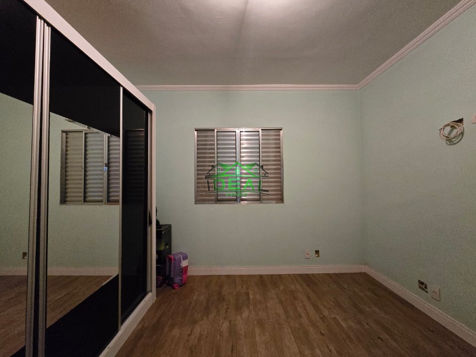 Sobrado para Venda na Vila Barreto, 2 Casas, 6 dorm(s), 1 suite(s), 3 vaga(s), 360 m² Imagens do imóveis Sobrado para Venda na Vila Barreto, 2 Casas, 6 dorm(s), 1 suite(s), 3 vaga(s), 360 m²