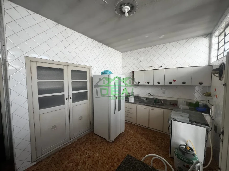 Casa Térrea à Venda para Reforma em Localização Privilegiada | 650 m²