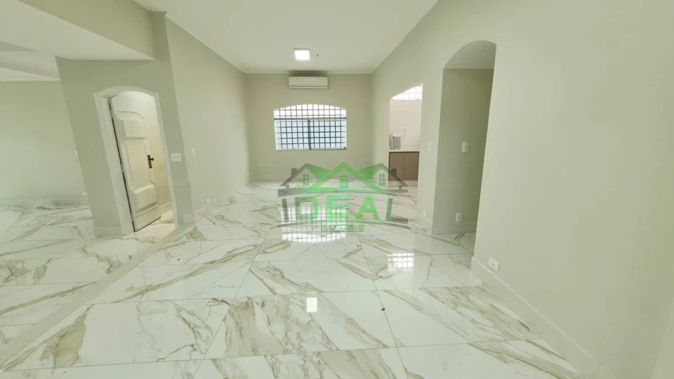 Imagens do imóveis Excelente Casa Térrea , Totalmente Reformada, 3 Suítes,4 vagas