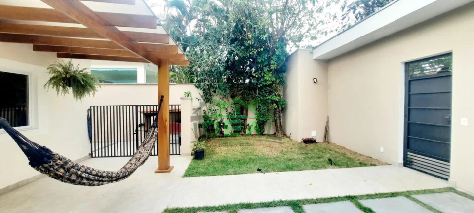 Casa Térrea para Venda no Alto da Lapa, Totalmente Reformada!