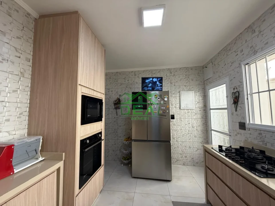 Imagens do imóveis 2 Casas para Venda na Lapa, 500m² terreno, 12 Frente