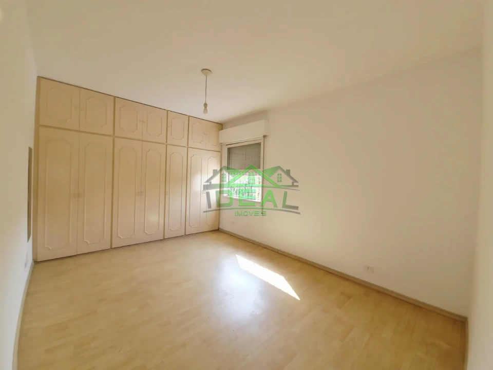 Imagens do imóveis Casa para locação, com 3 dormitórios, 2 vagas, Próximo ao MC DONALDS , na Cerro Corá