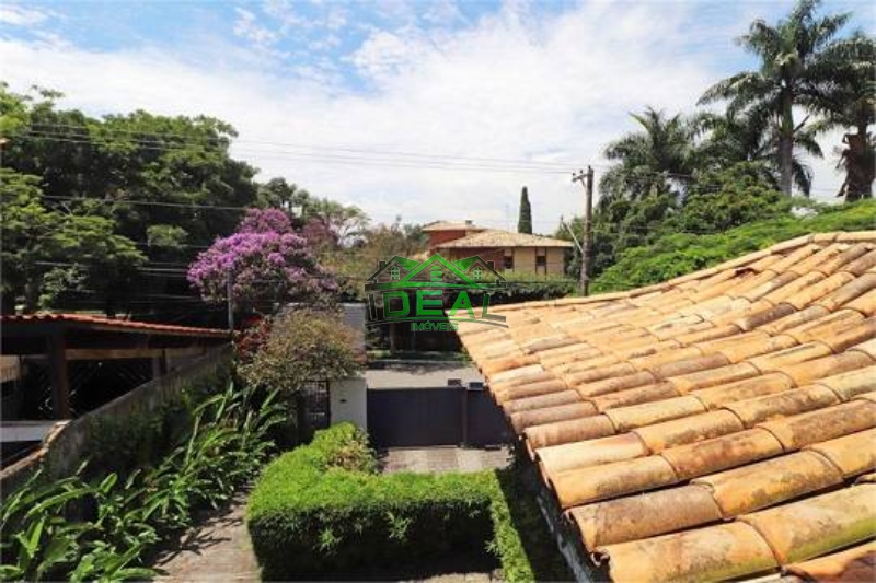 Aconchegante Sobrado com piscina para Venda no bairro Alto de Pinheiros. 521 m
