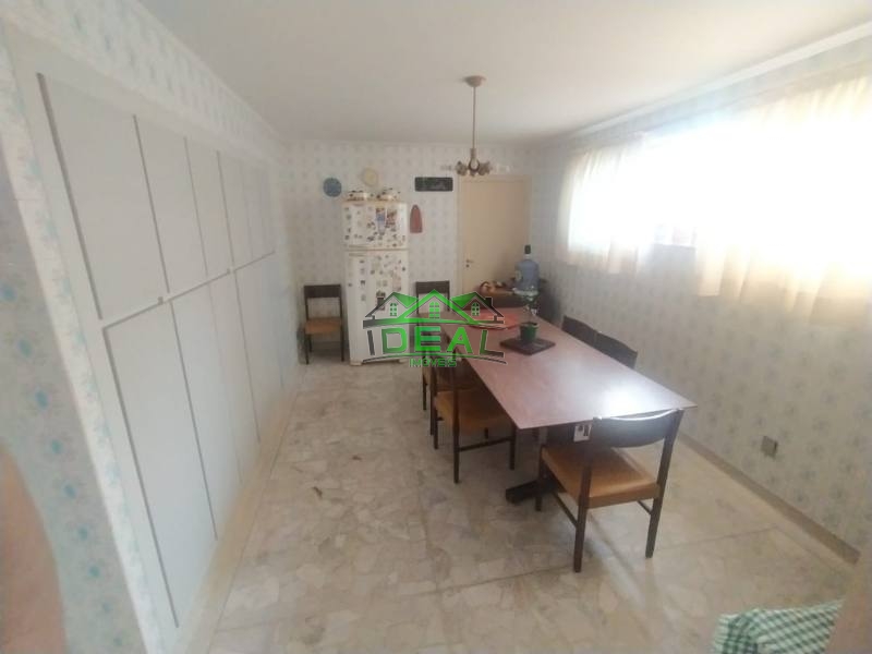 Casa (Sobrado) para Venda, 3 dorm(s), 1 suite(s), 6 vaga(s), 290 m²