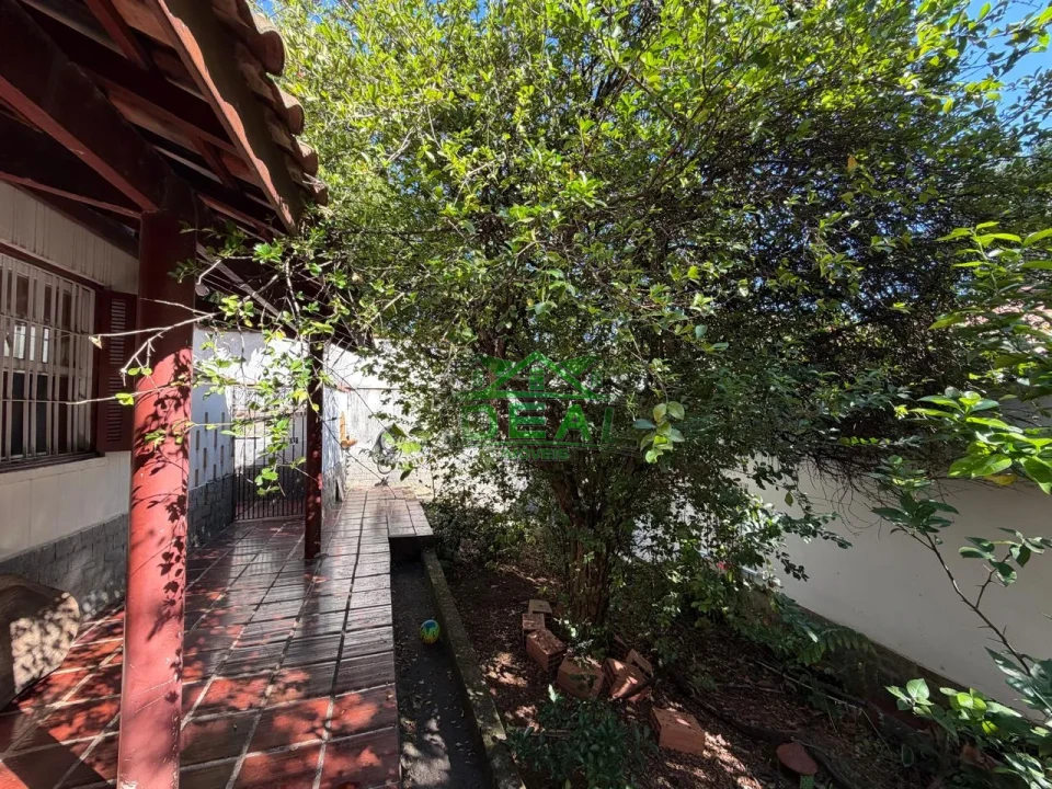 Imagens do imóveis 2 Casas para Venda na Lapa, 500m² terreno, 12 Frente