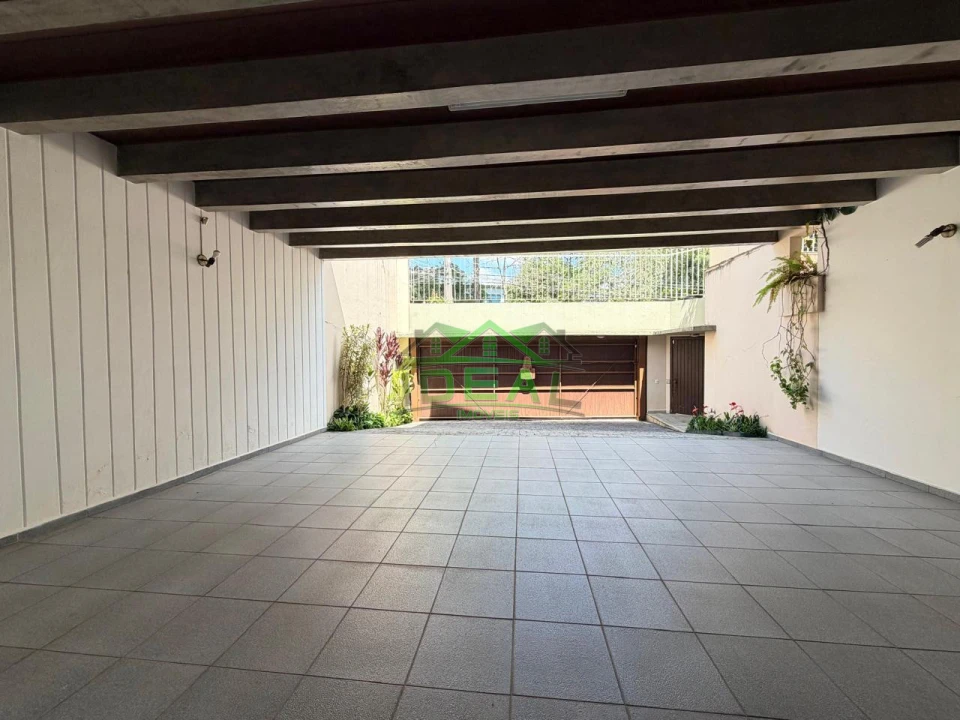 Imagens do imóveis Espaçoso Sobrado para Venda no Alto da Lapa, 4 suítes, 6 Banheiros e 6 Vagas