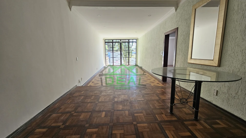 Casa Térrea para Locação no Alto da Lapa, 3 dorms, 1 suite, 5 vagas, 270 m²