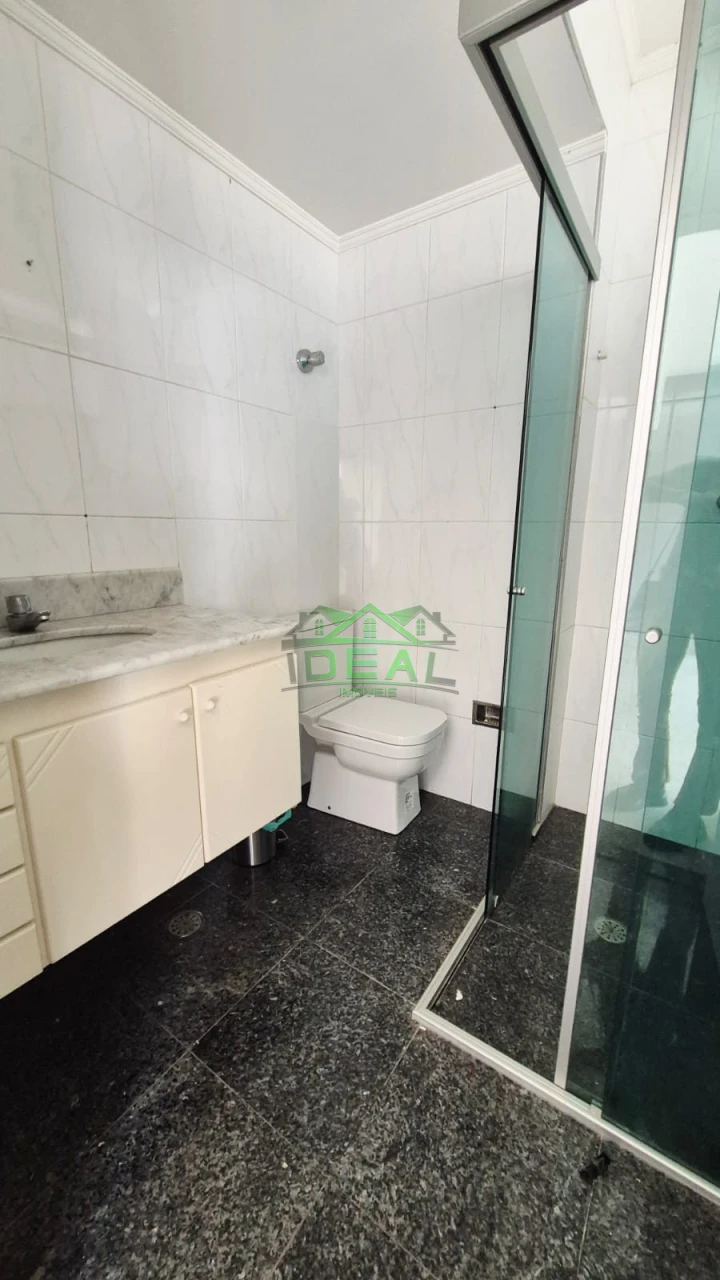 Imagens do imóveis Excelente Casa Térrea , Totalmente Reformada, 3 Suítes,4 vagas