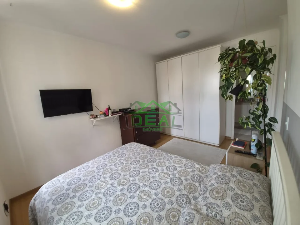 Apartamento a venda com 3 dormitórios , sendo 2 suítes, 3 vagas
