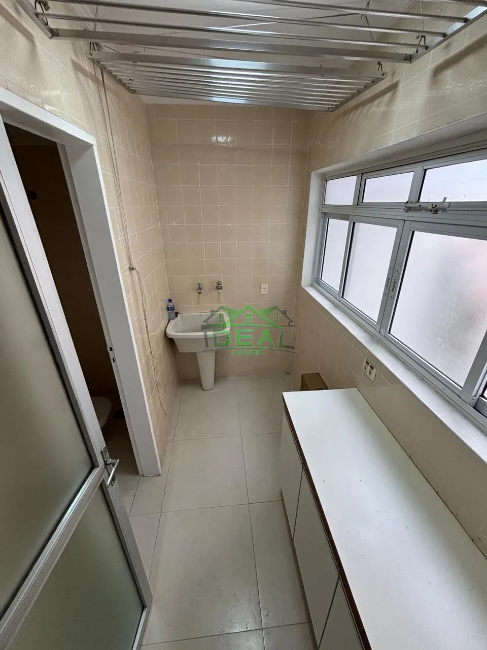 Imagens do imóveis Excelente Apartamento para Locação, 3 Dormitórios, Excelente localização