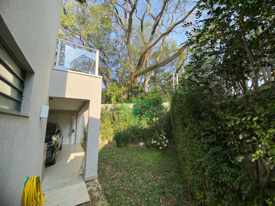 Casa Reformada para Venda no Alto da Lapa, 4 dorm, 2 vagas, 260 m², 367 m²
