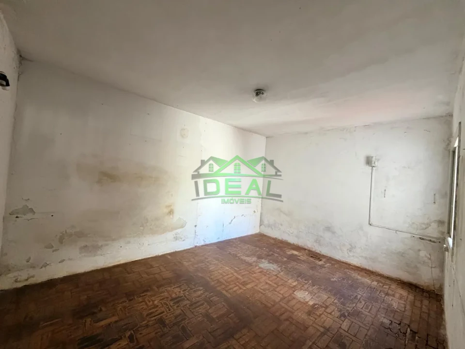 Casa Térrea para Venda no Parque da Lapa, Oportunidade!